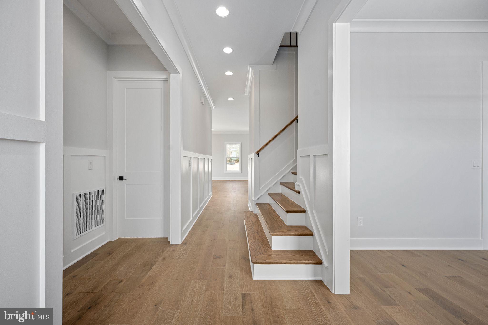 HUNTING RUN ESTATES - Residential