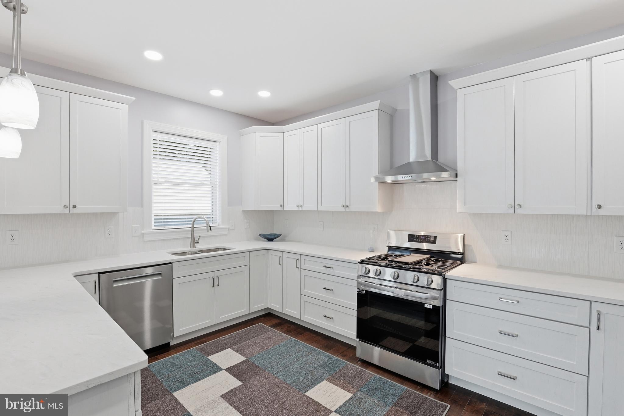 REHOBOTH MANOR - Residential