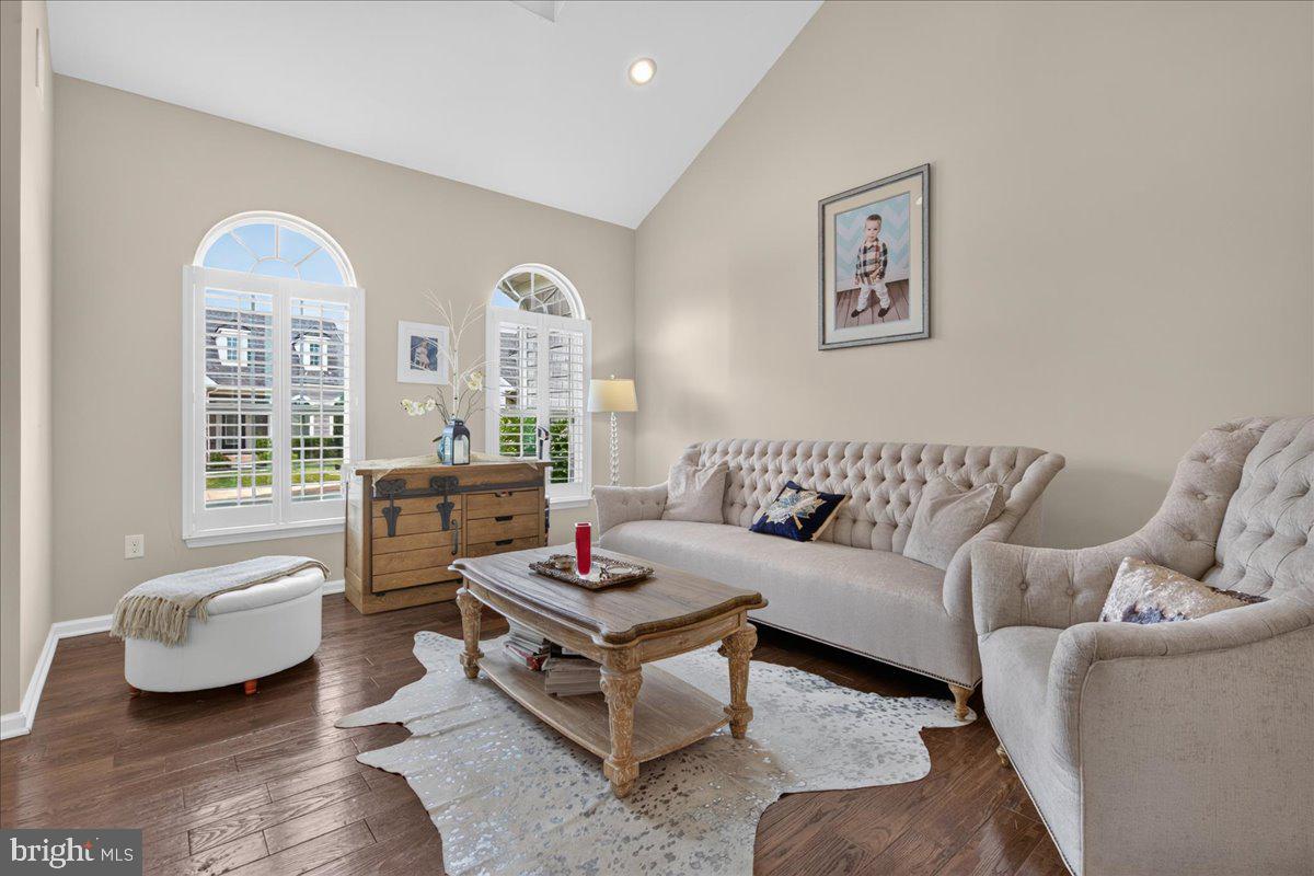RED FOX FARMS - Residential
