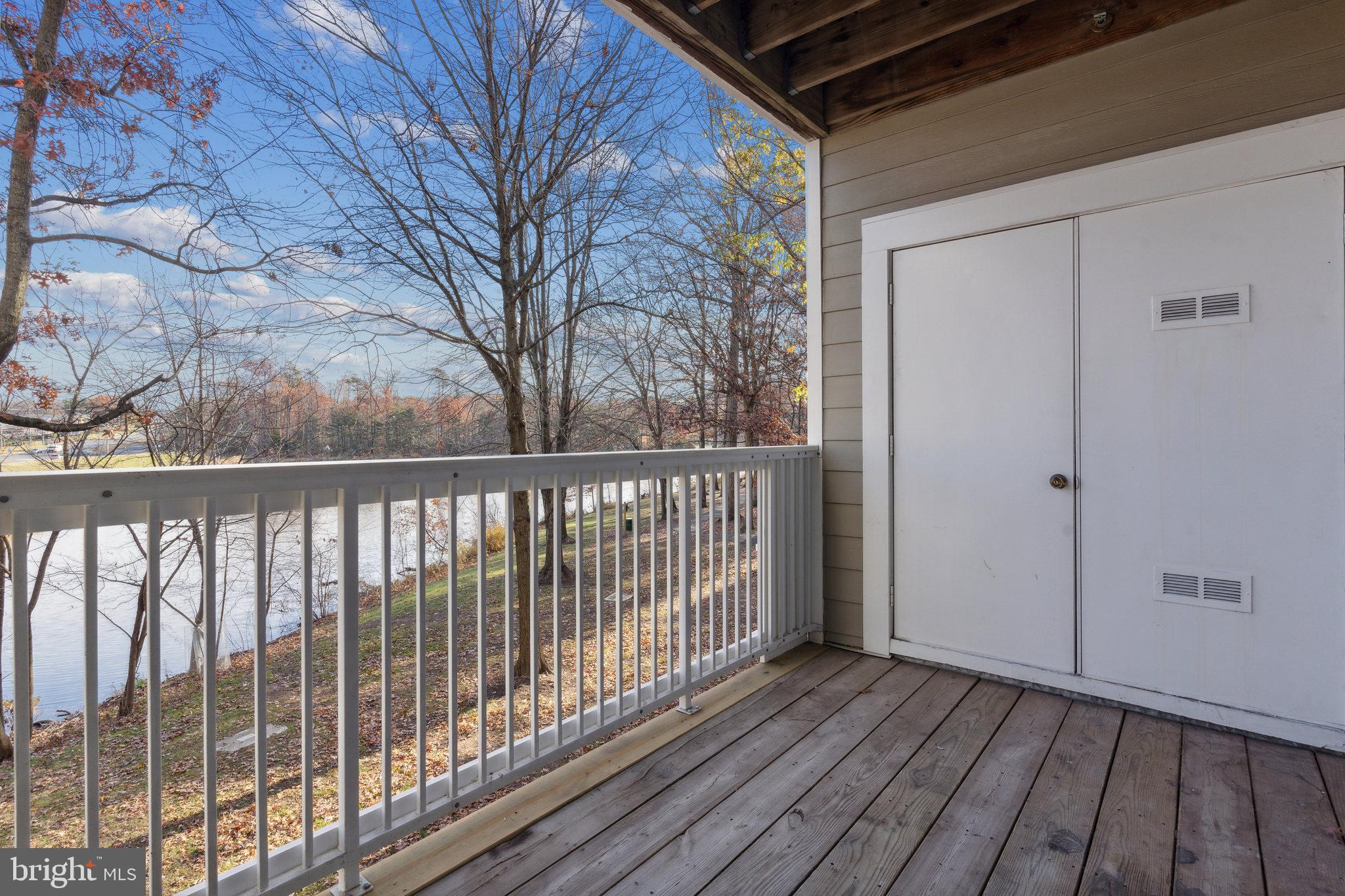EDGEWATER AT TOWN CENTER - Residential