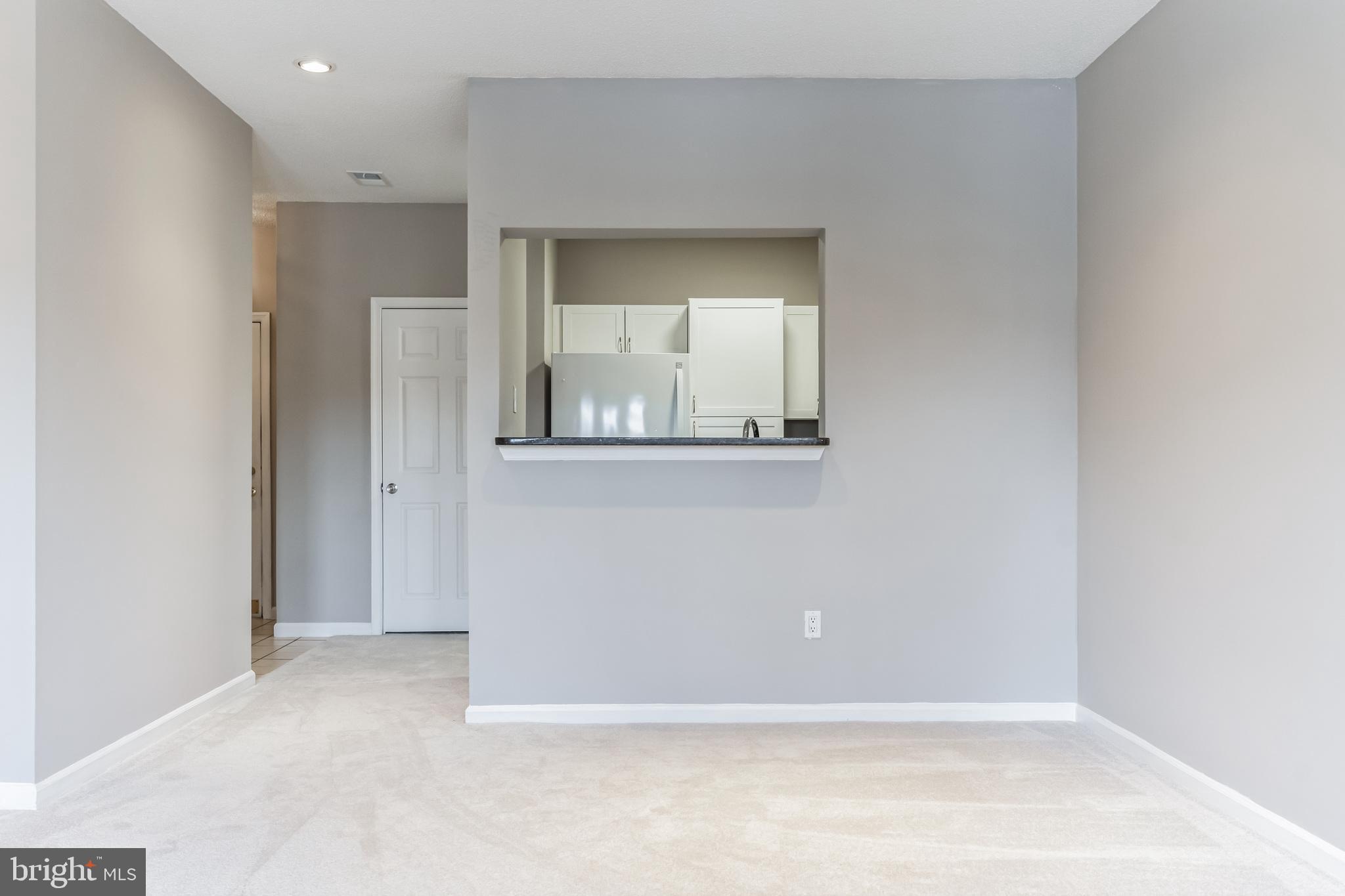 EDGEWATER AT TOWN CENTER - Residential