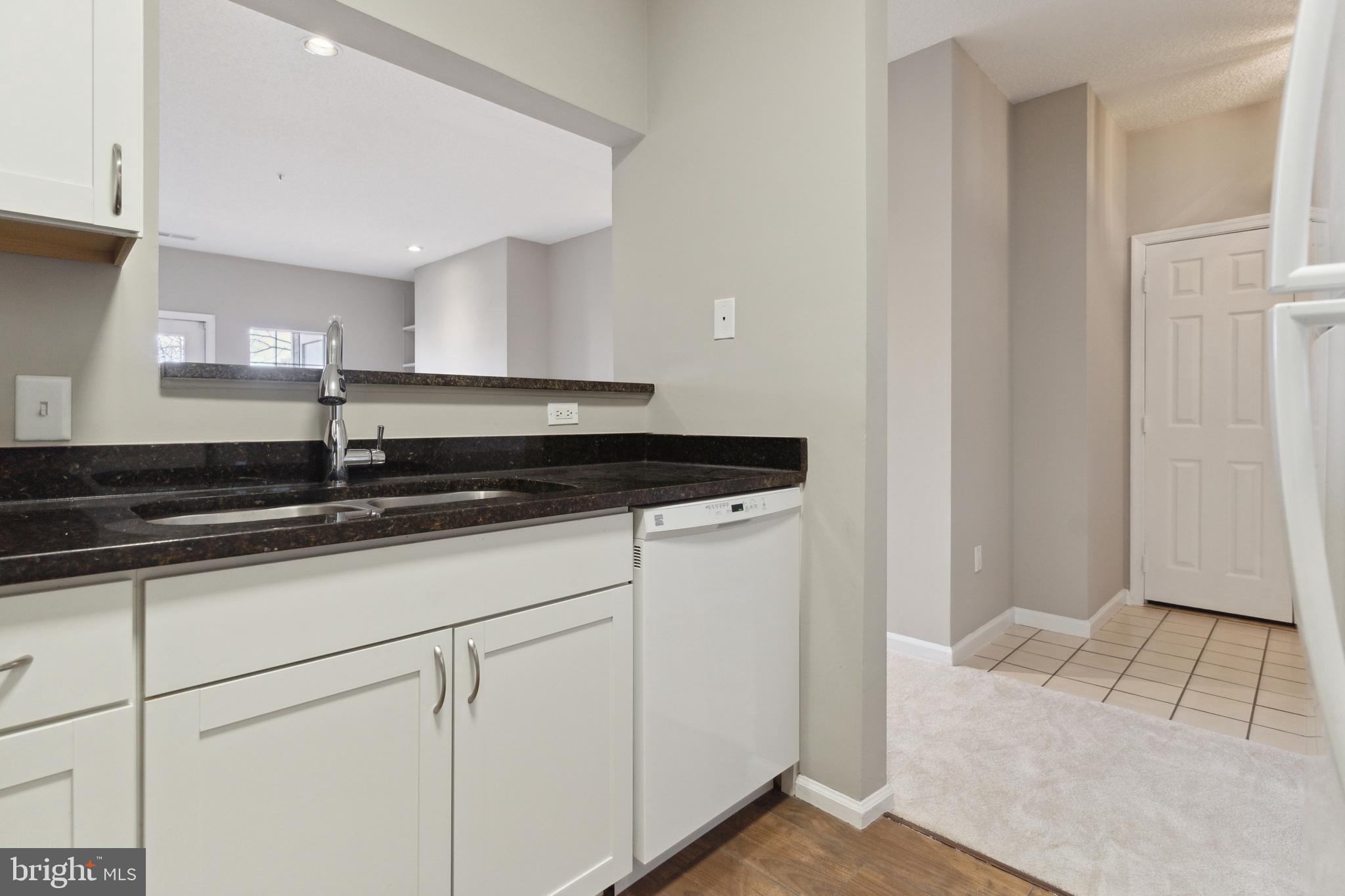 EDGEWATER AT TOWN CENTER - Residential