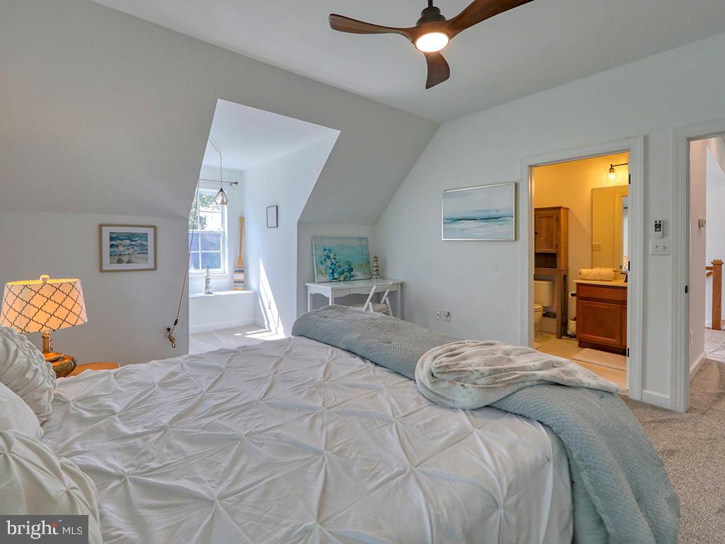 BAYWOOD - Residential