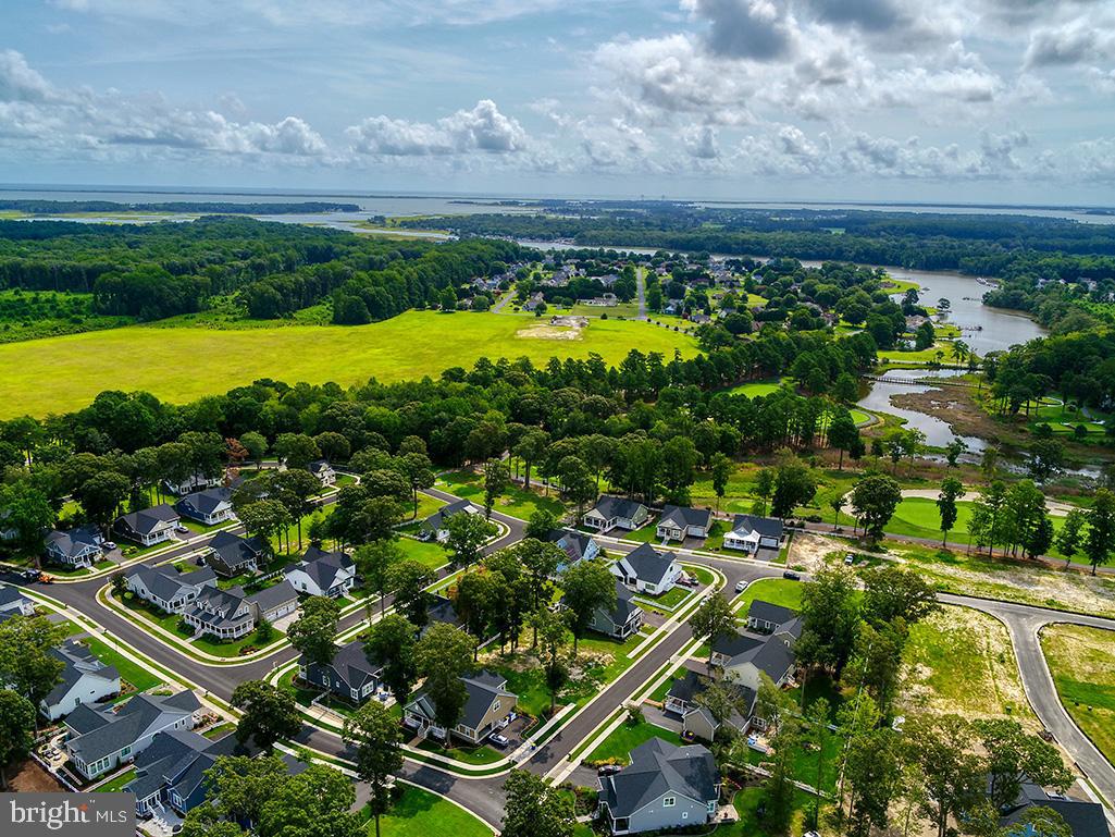 BAYWOOD - Residential