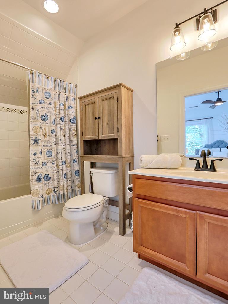 BAYWOOD - Residential