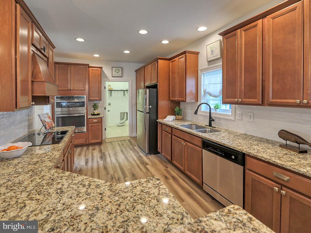 BAYWOOD - Residential