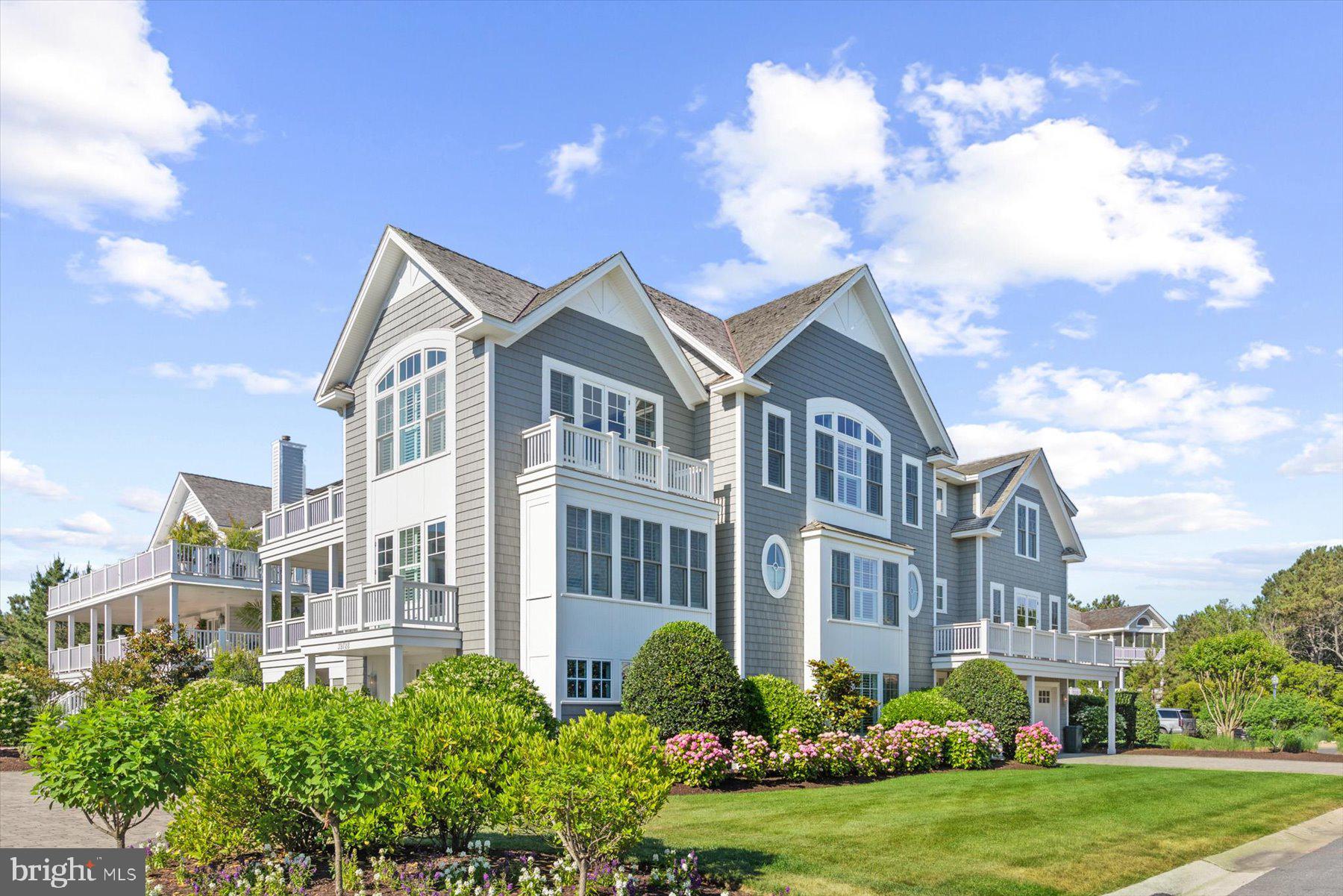 OCEAN BREEZES - Residential
