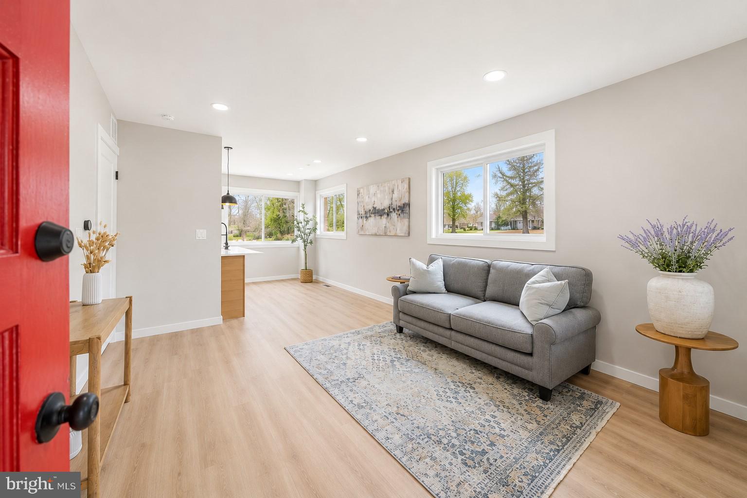 HYATTSVILLE - Residential