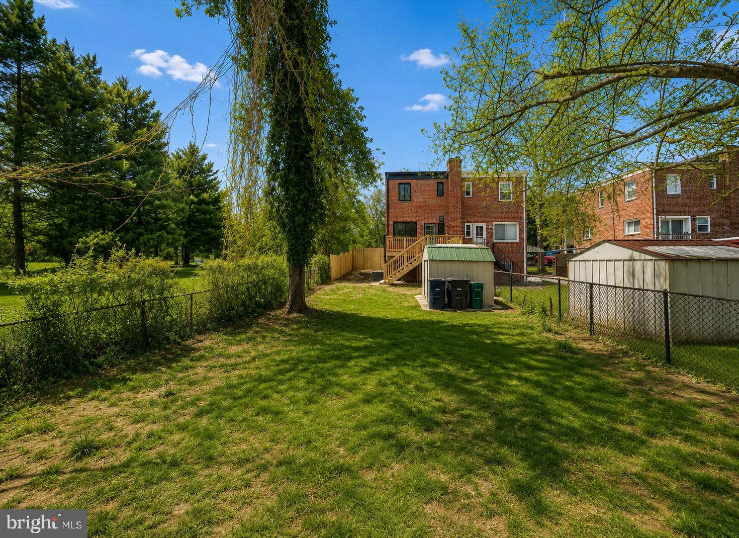 HYATTSVILLE - Residential