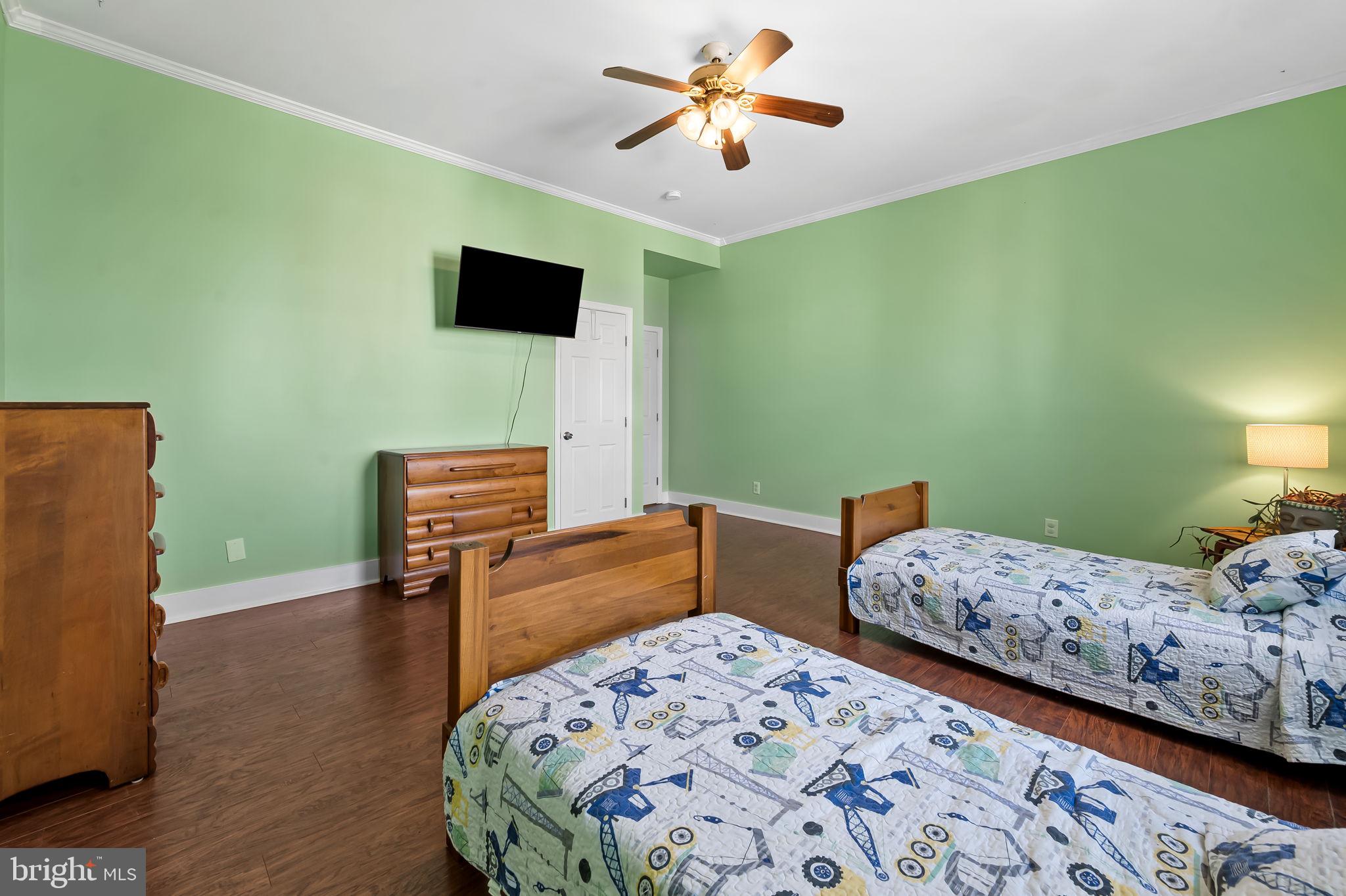 RESERVOIR HILL - Residential