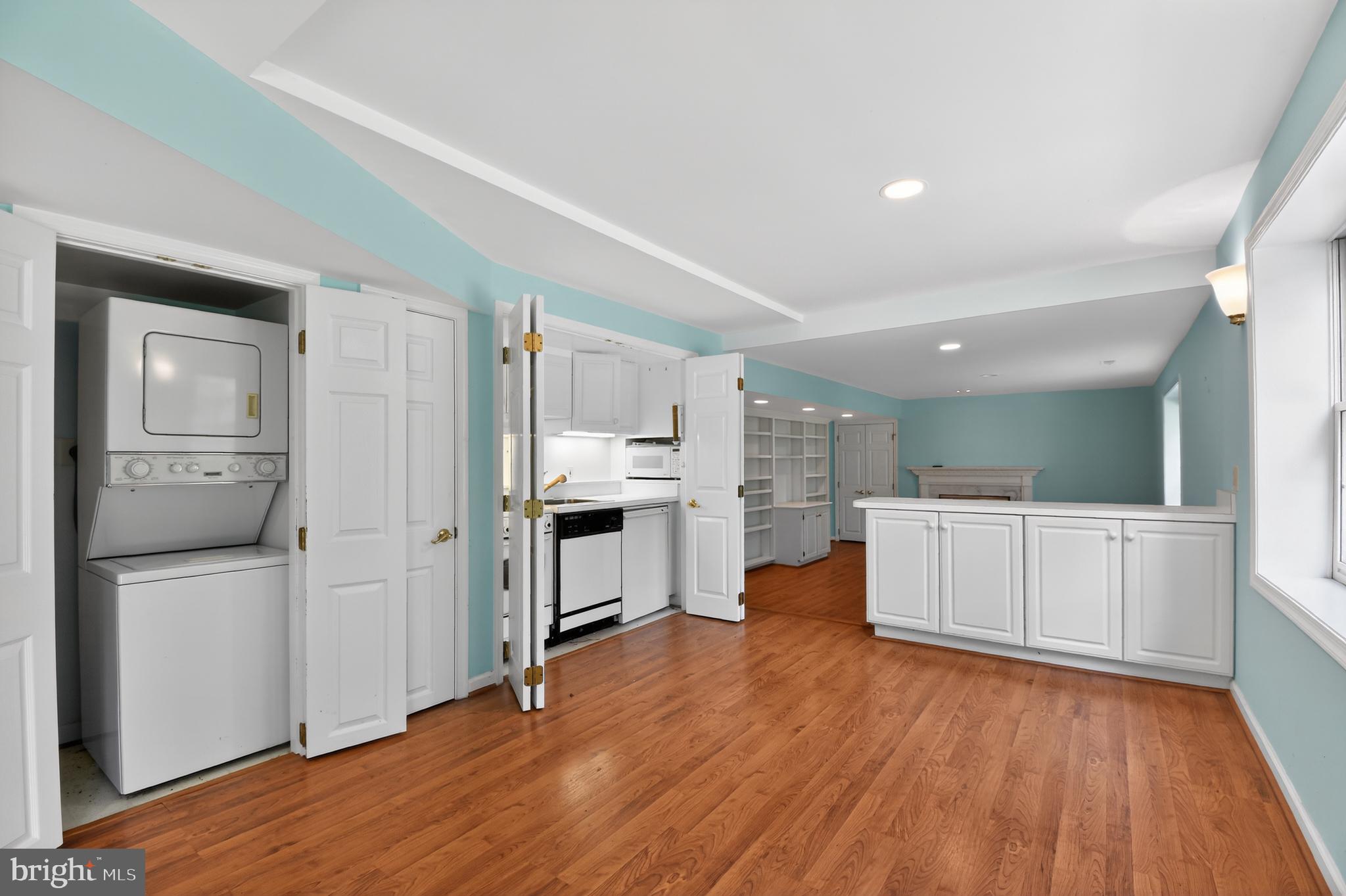BROOKEFIELD - Residential