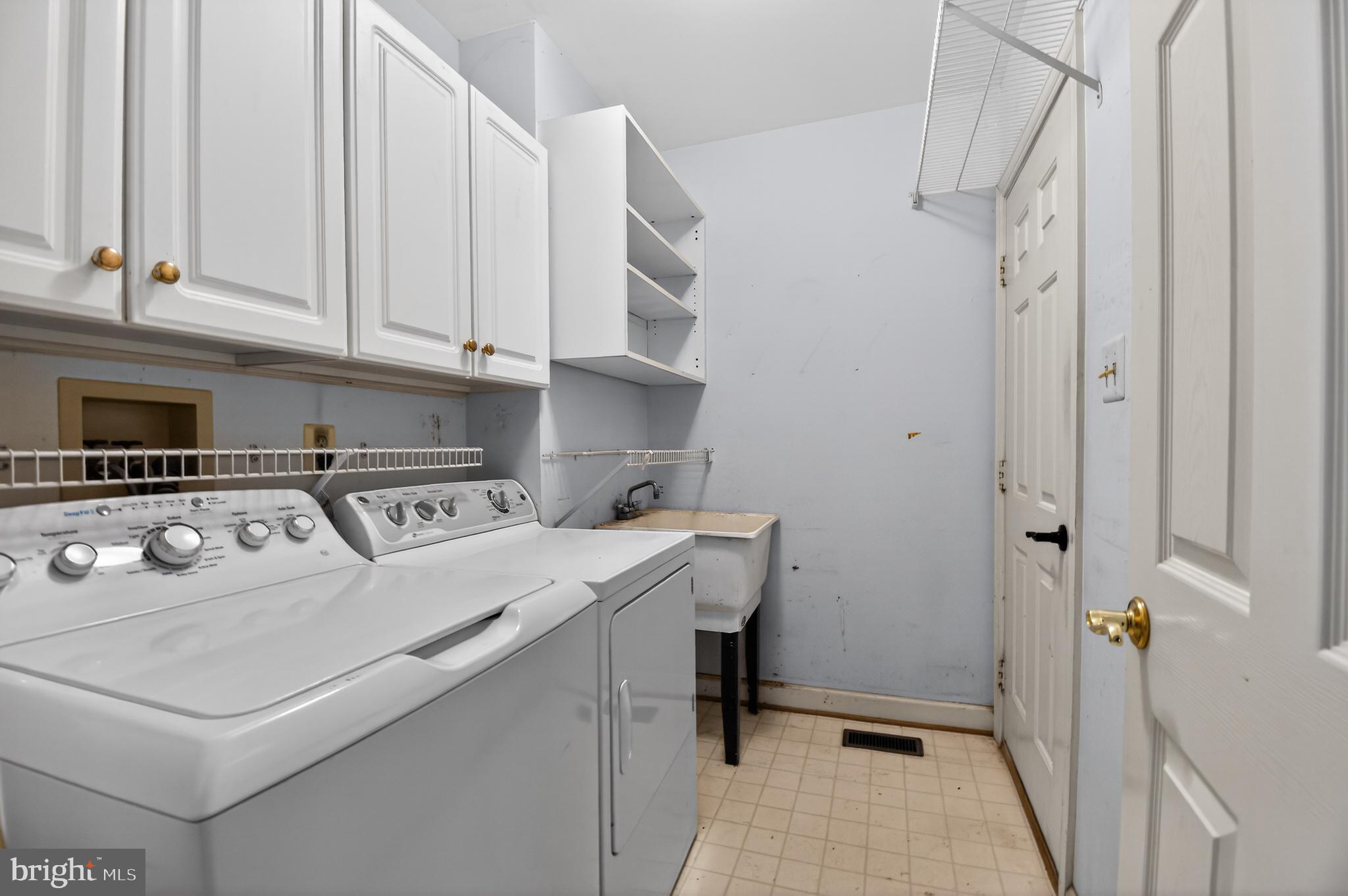 BROOKEFIELD - Residential