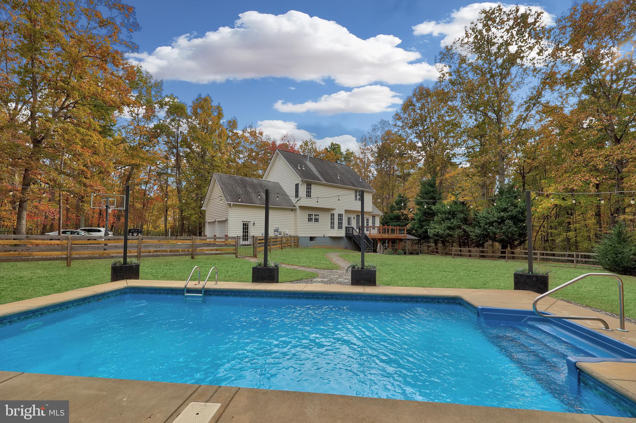 ESTATES OF CHANCELLORSVILLE - Residential