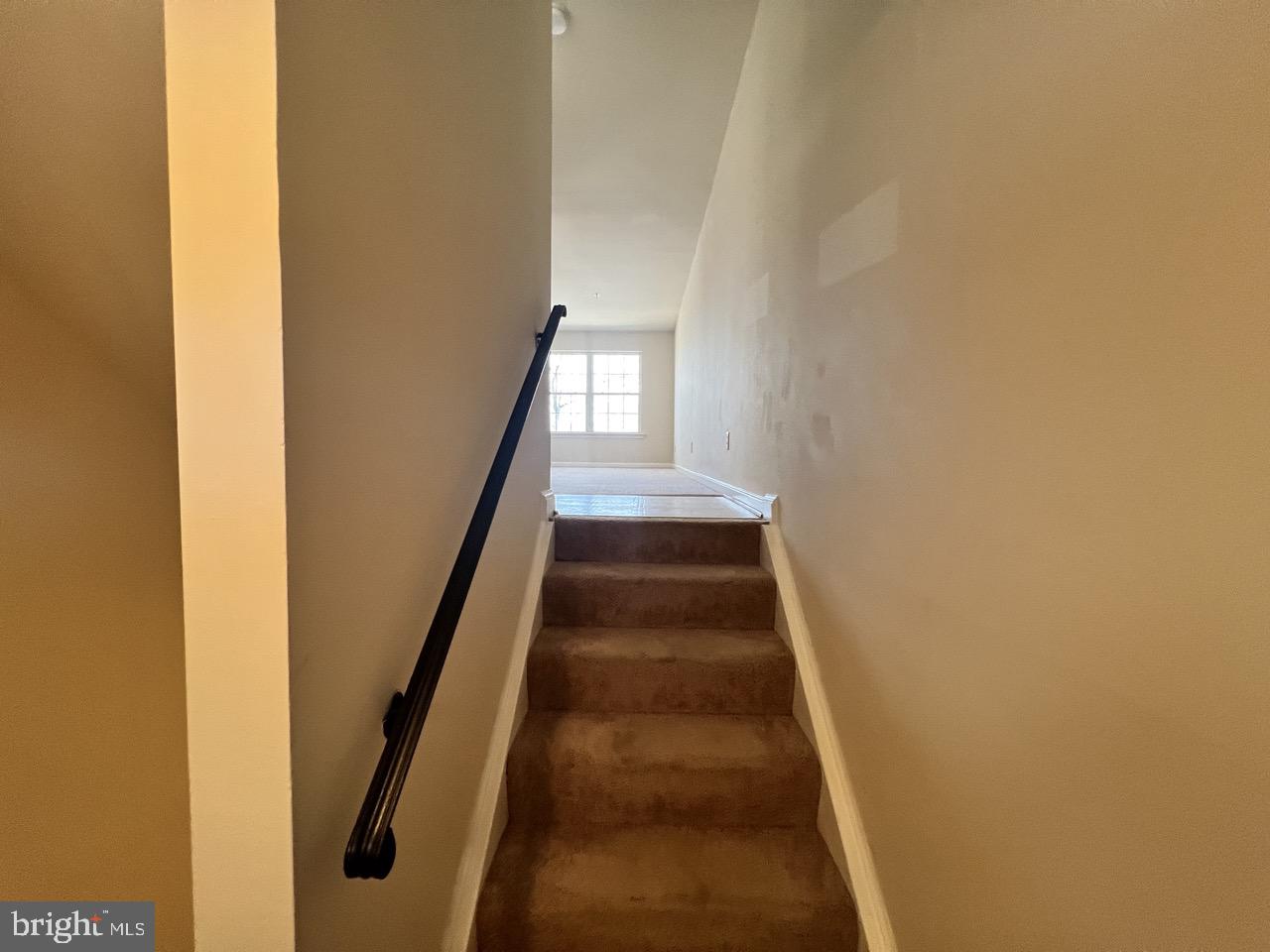 CAPTAINS QUARTER CONDOMINIUM - Residential Lease