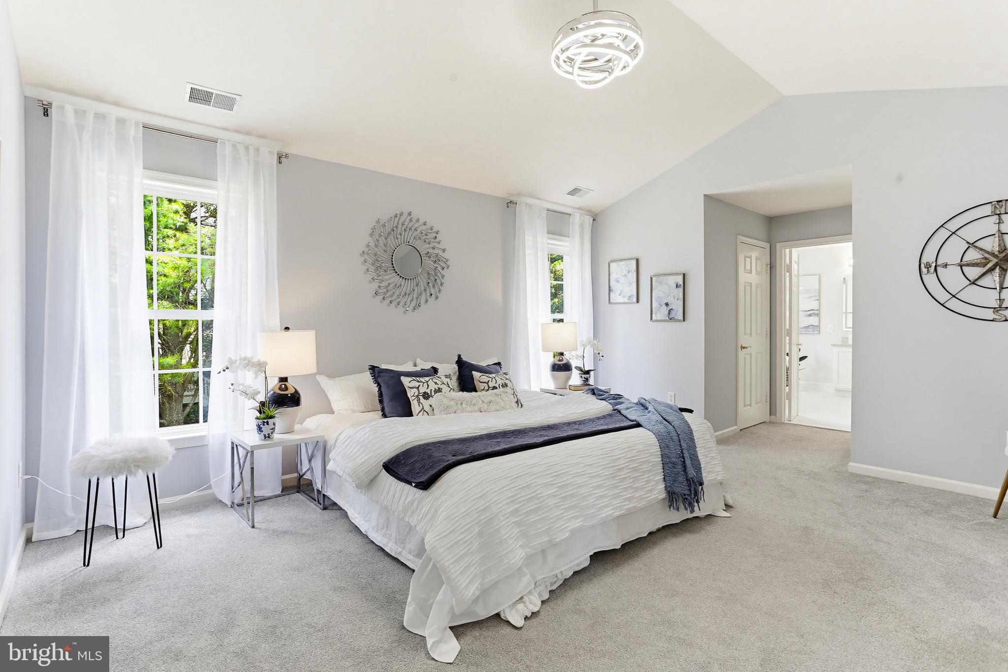 RIVER HILL - Residential