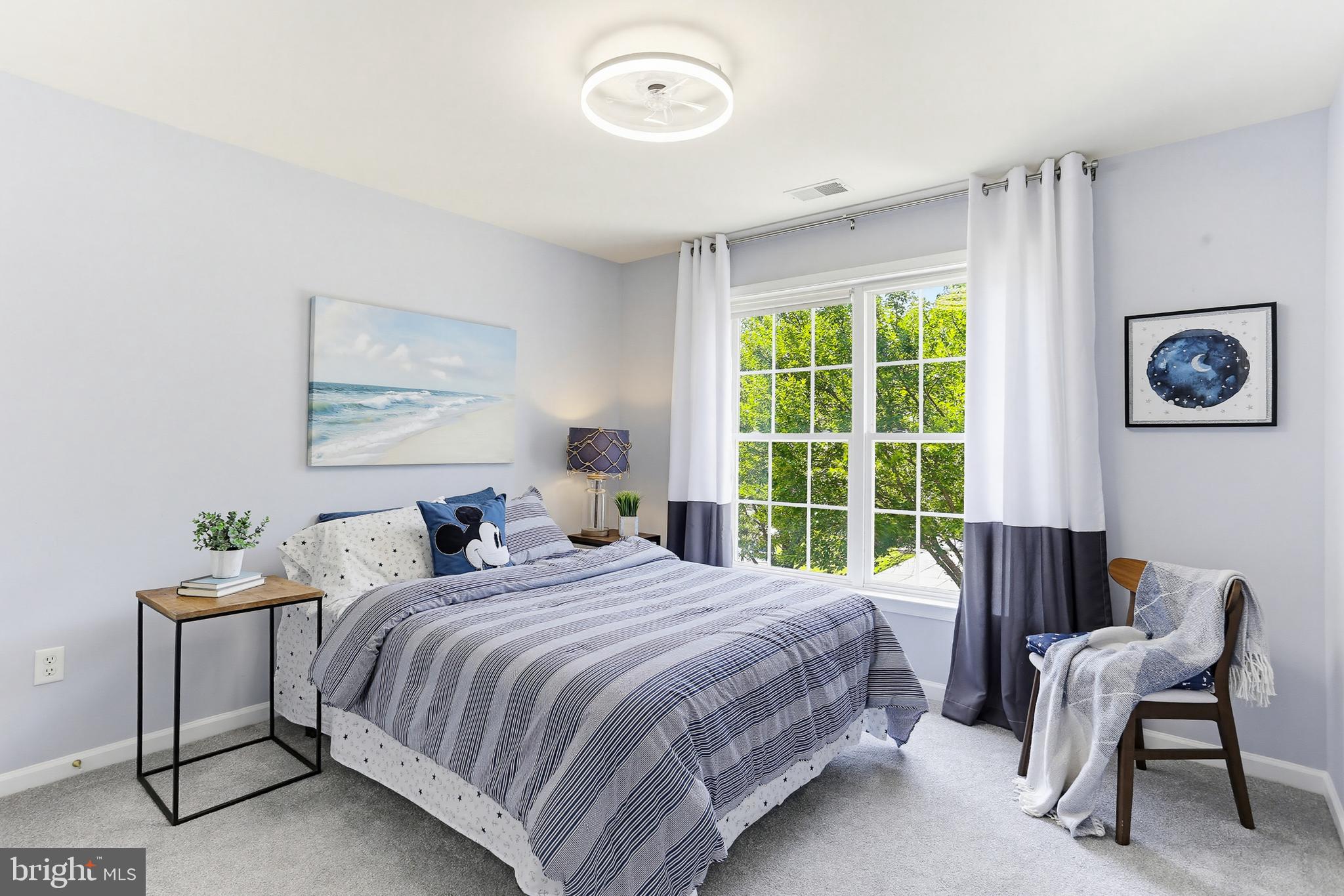 RIVER HILL - Residential