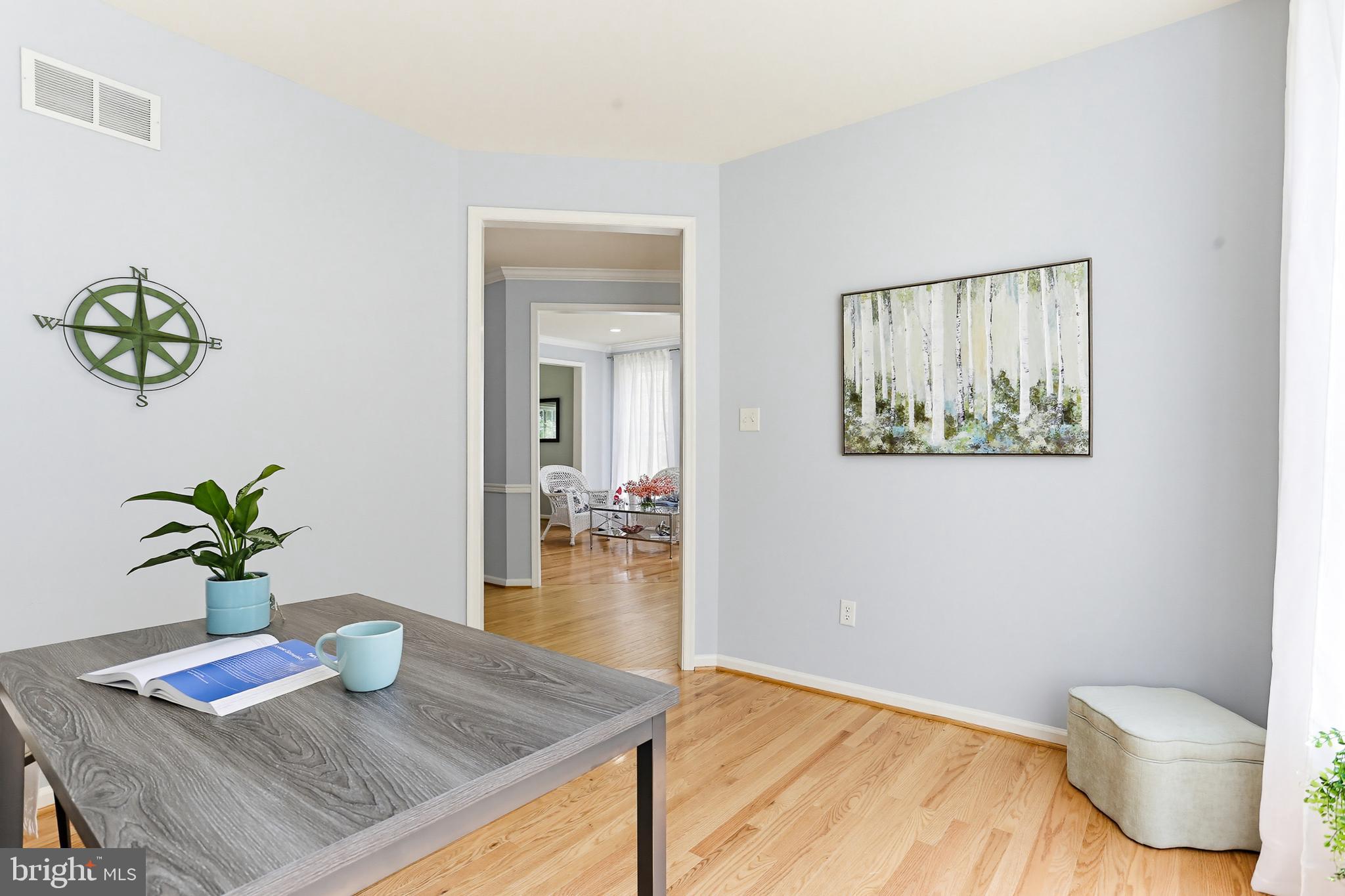RIVER HILL - Residential