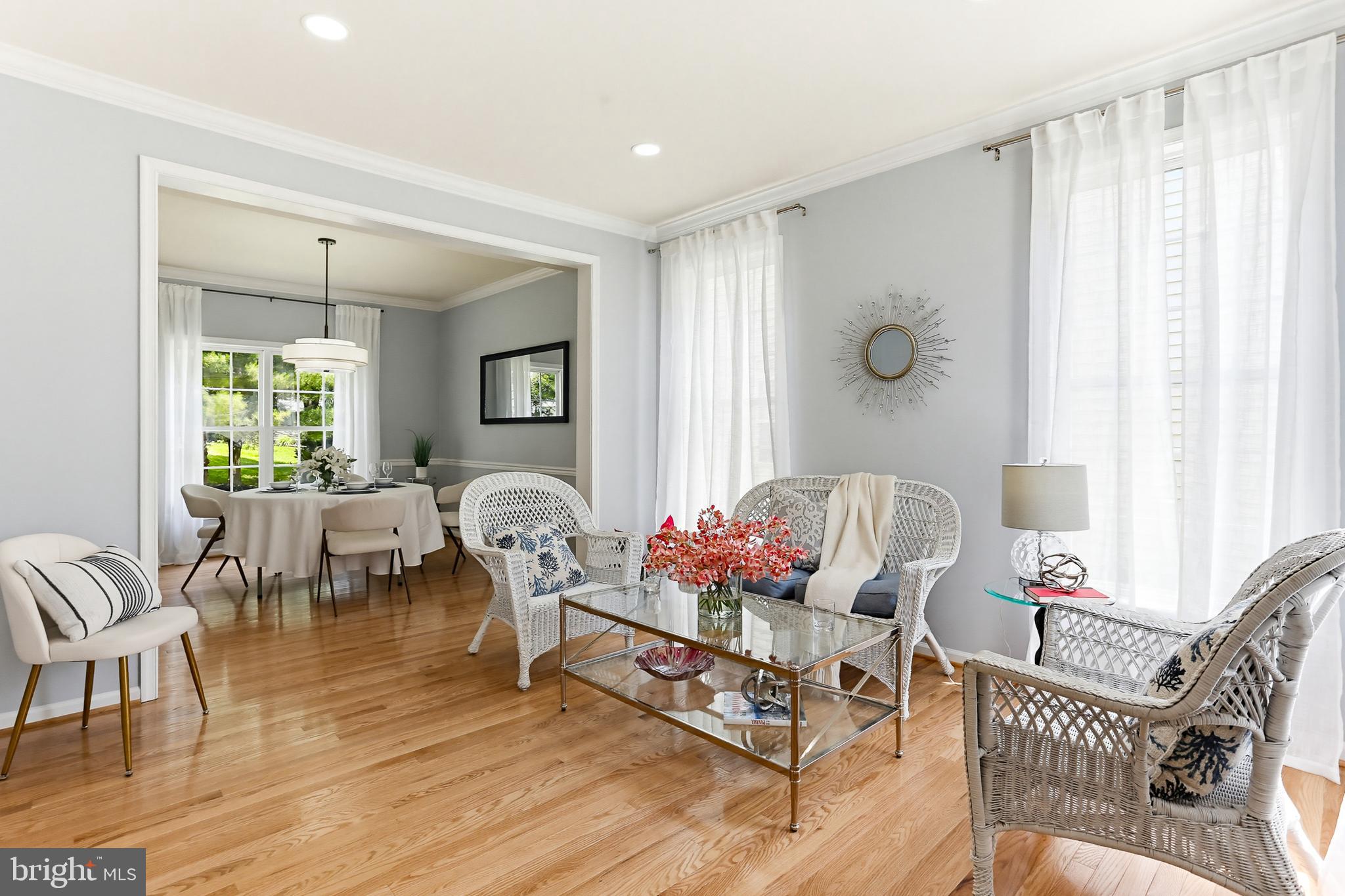RIVER HILL - Residential