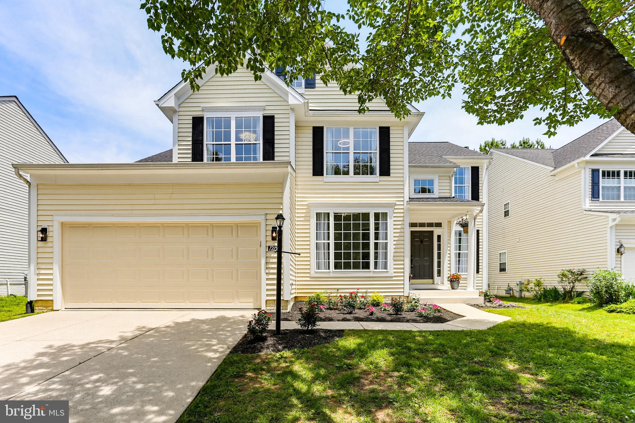 RIVER HILL - Residential
