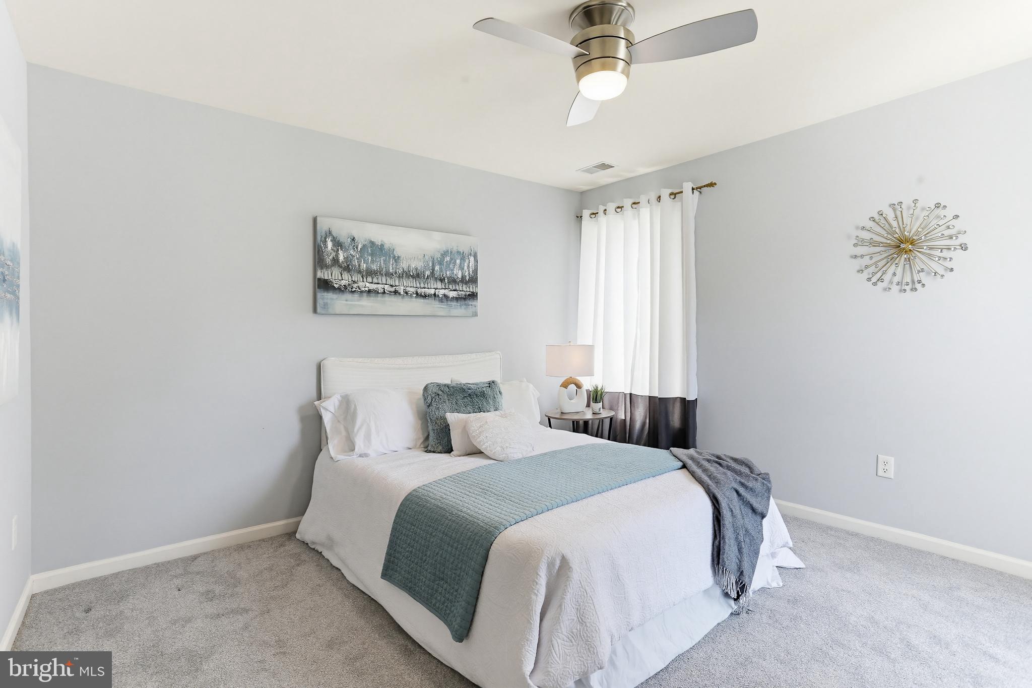 RIVER HILL - Residential