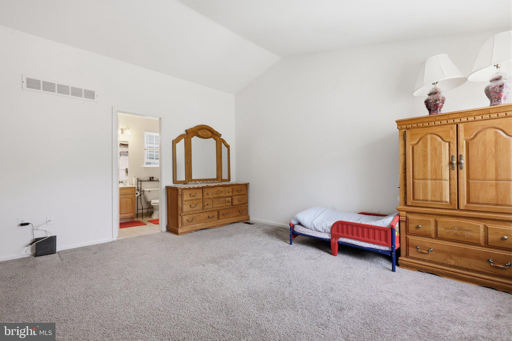 HUNTINGDON BROOK - Residential