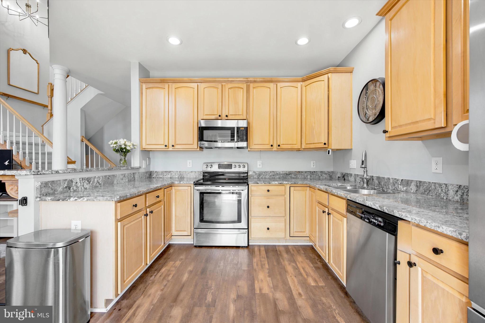 HERITAGE HILLS - Residential