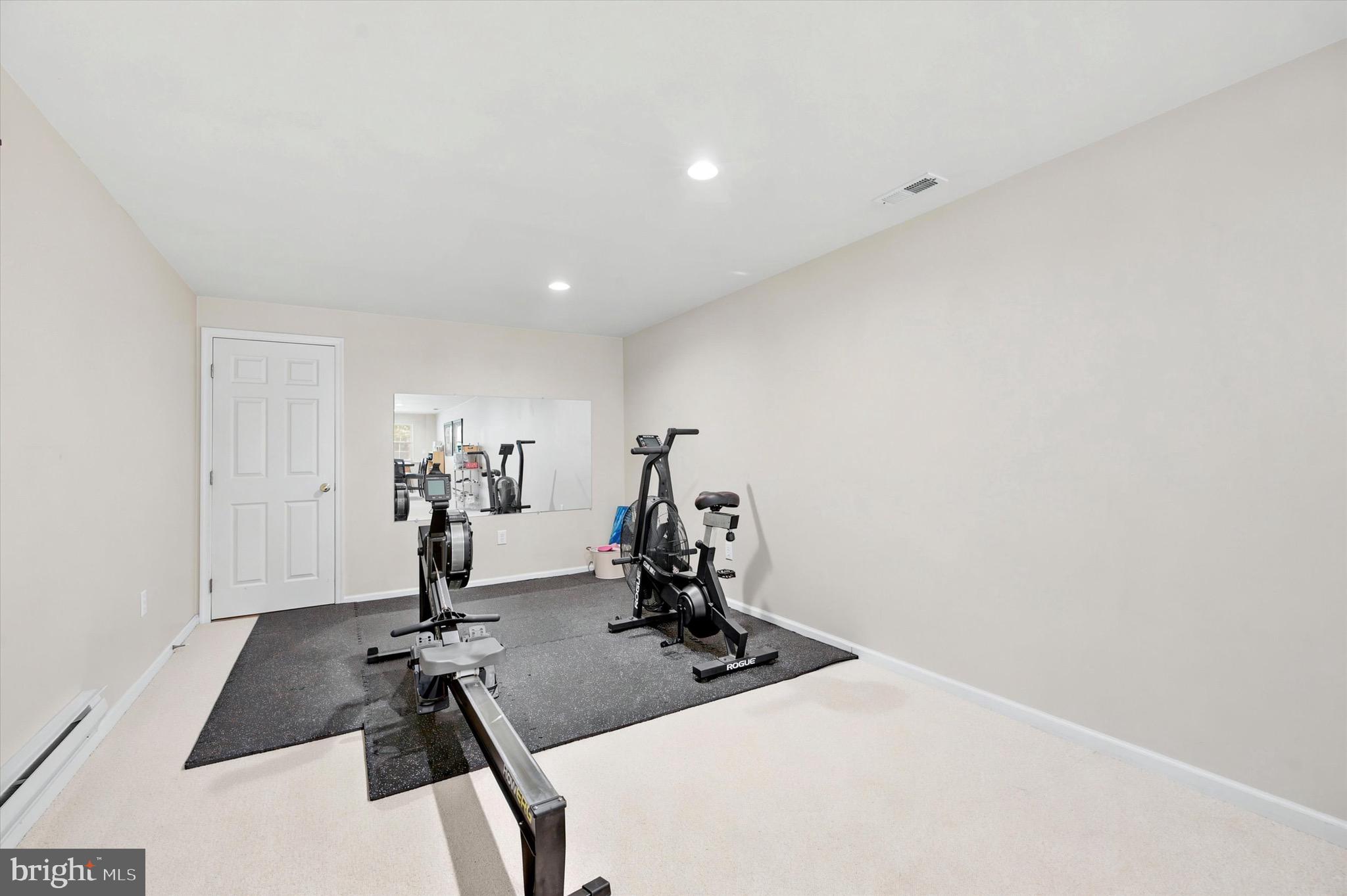 HERITAGE HILLS - Residential