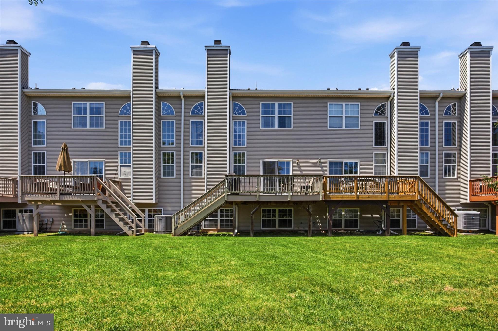 HERITAGE HILLS - Residential
