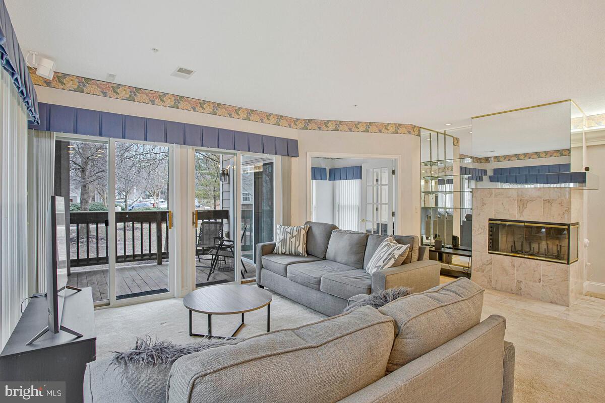 SOLOMONS LANDING - Residential
