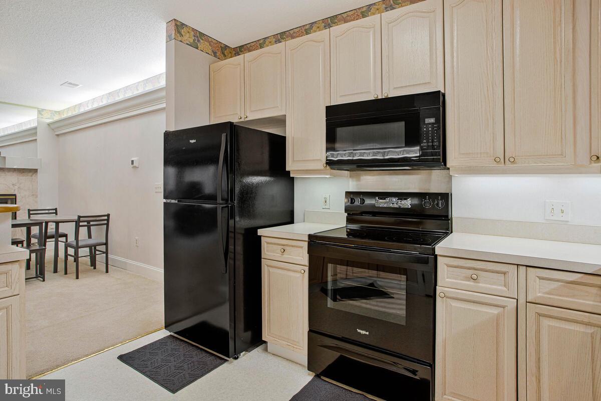 SOLOMONS LANDING - Residential