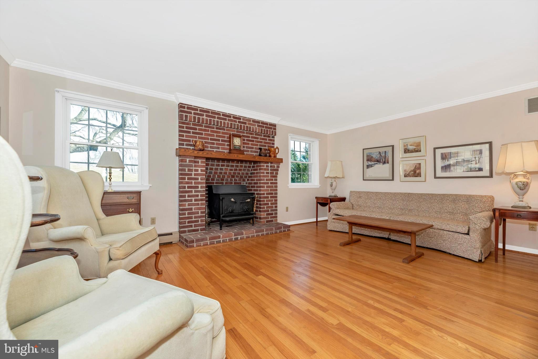 WARFIELDSBURG - Residential