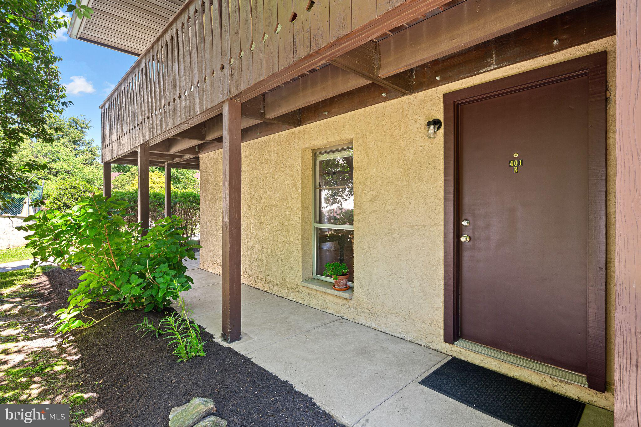 GREEN TREE SUMMIT - Residential