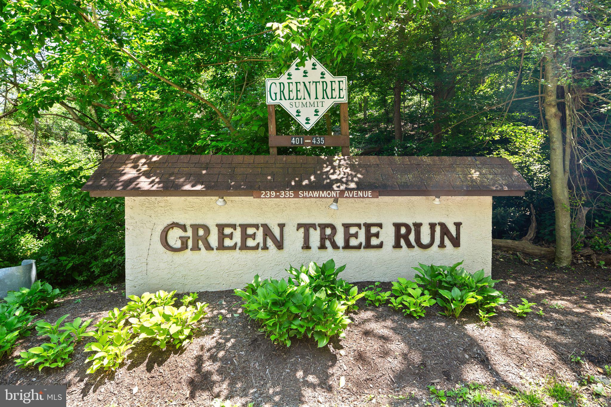 GREEN TREE SUMMIT - Residential