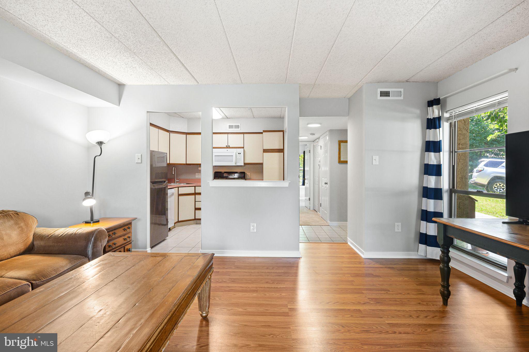 GREEN TREE SUMMIT - Residential