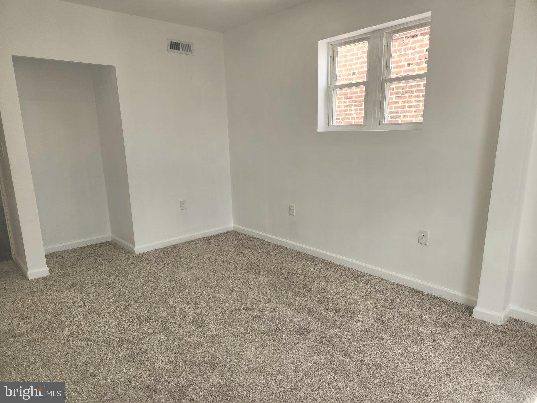 WEST OAK LANE - Residential