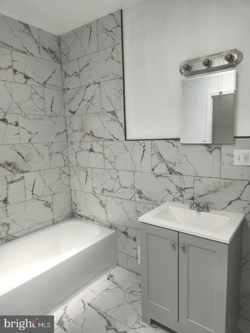 WEST OAK LANE - Residential