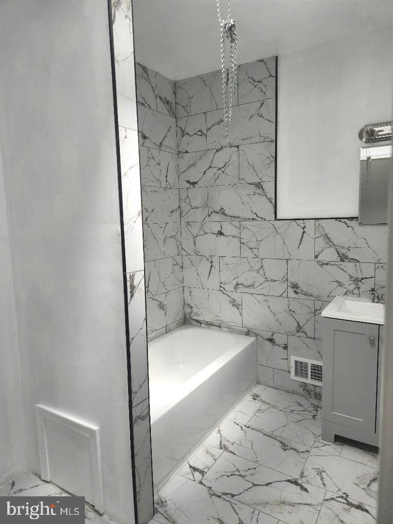 WEST OAK LANE - Residential