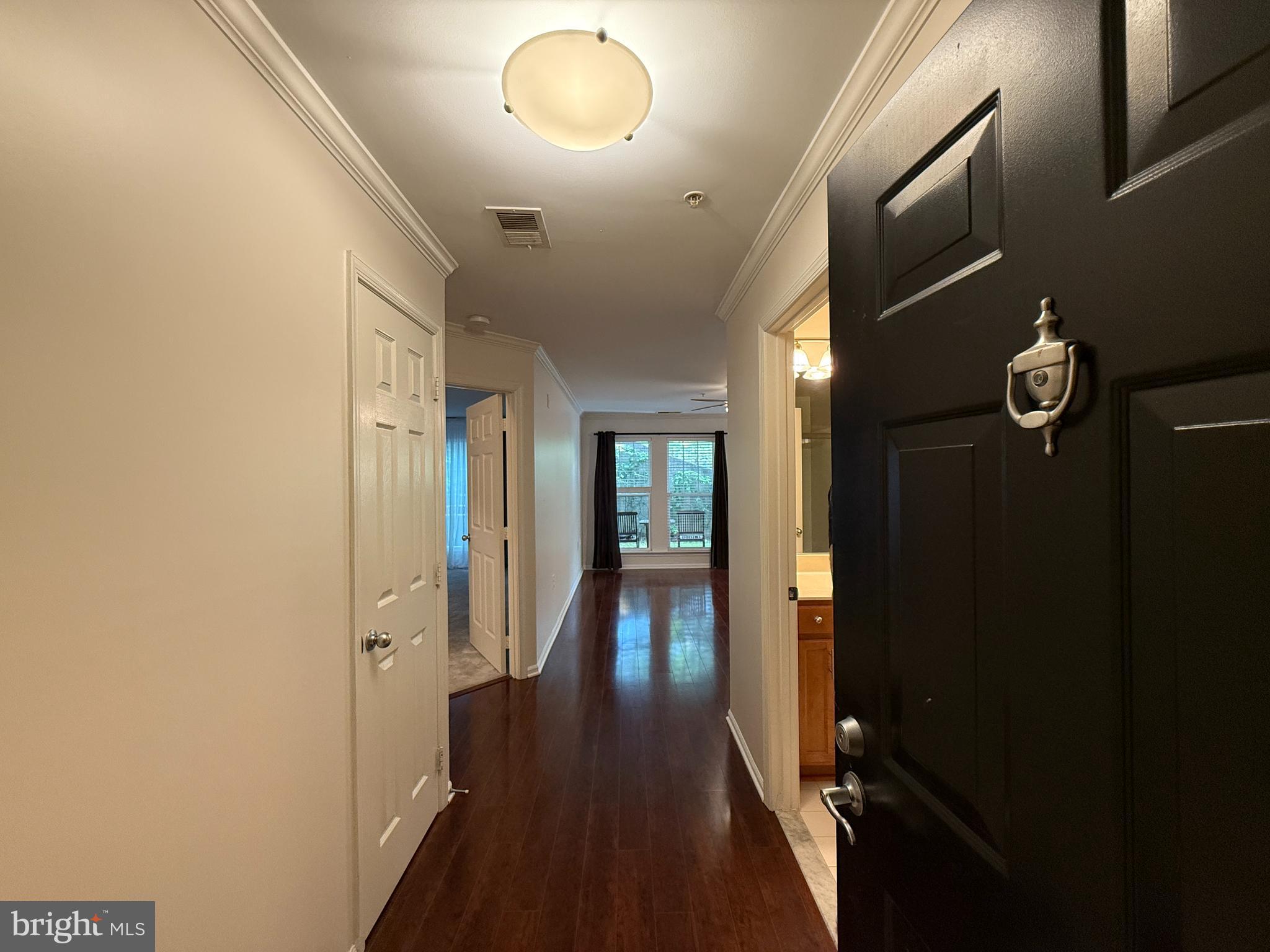 NORTH POINT VILLAS - Residential Lease
