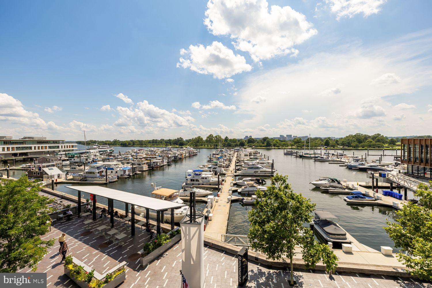 SOUTHWEST WATERFRONT - Residential