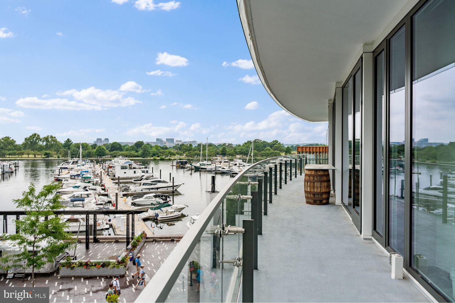SOUTHWEST WATERFRONT - Residential