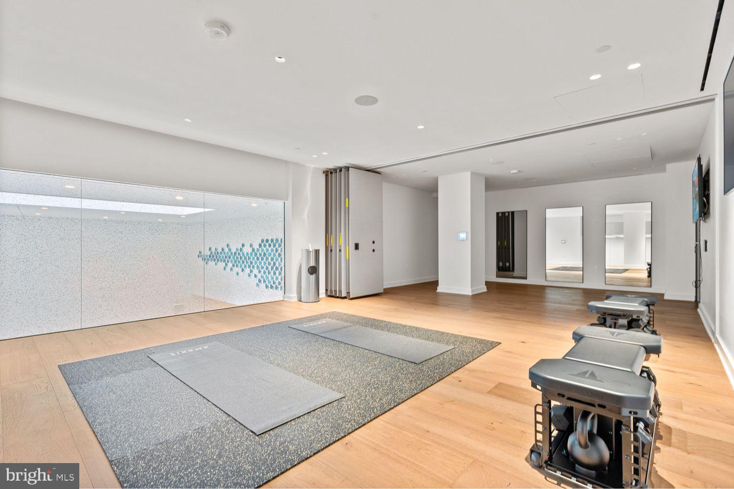 SOUTHWEST WATERFRONT - Residential