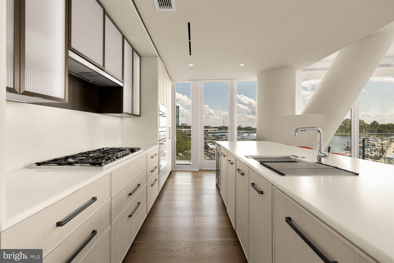 SOUTHWEST WATERFRONT - Residential