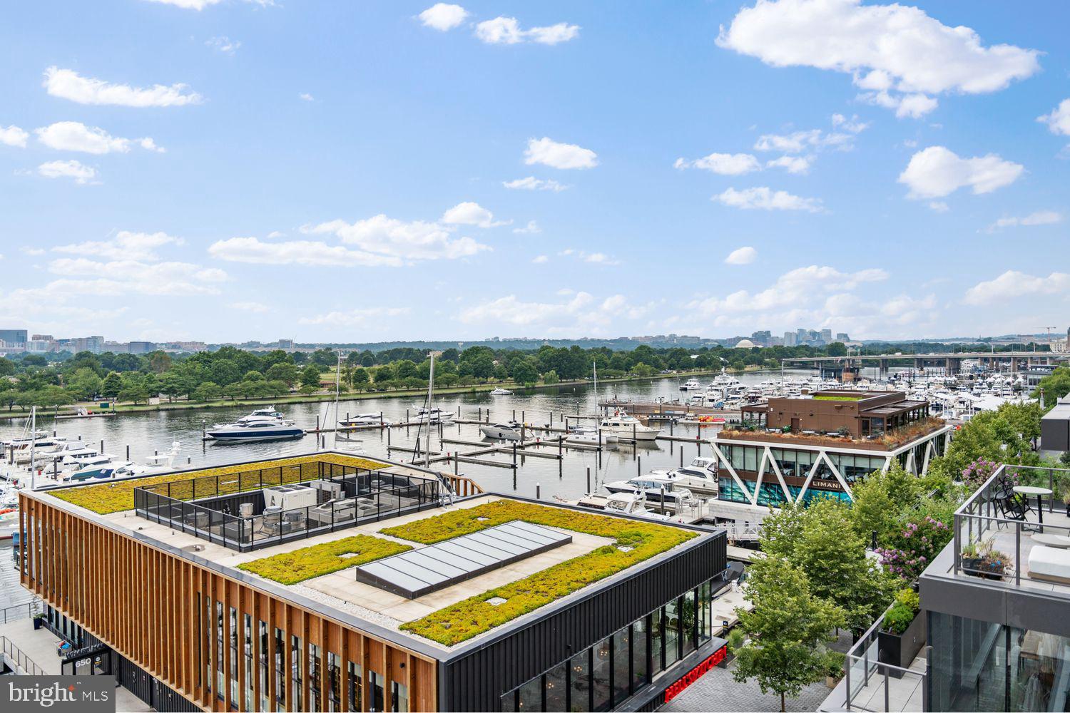 SOUTHWEST WATERFRONT - Residential