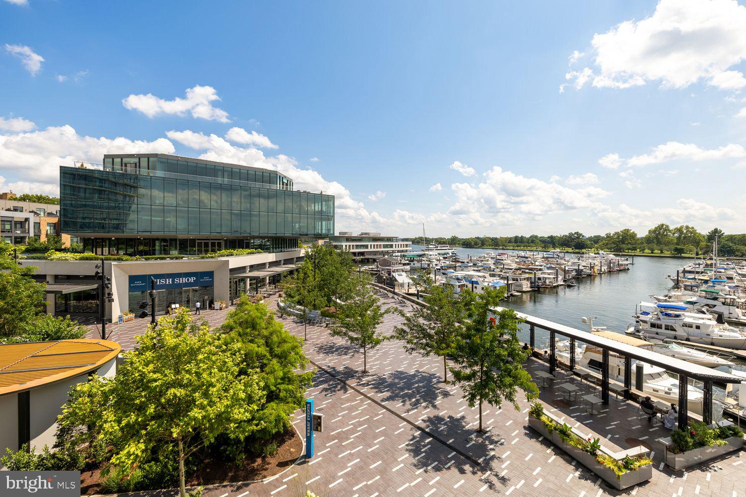 SOUTHWEST WATERFRONT - Residential