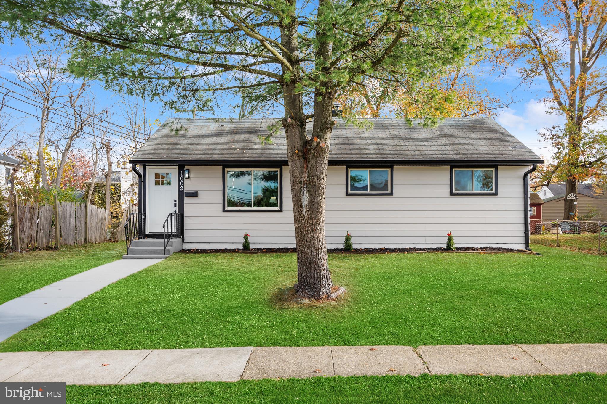 FAIRLAWN - Residential