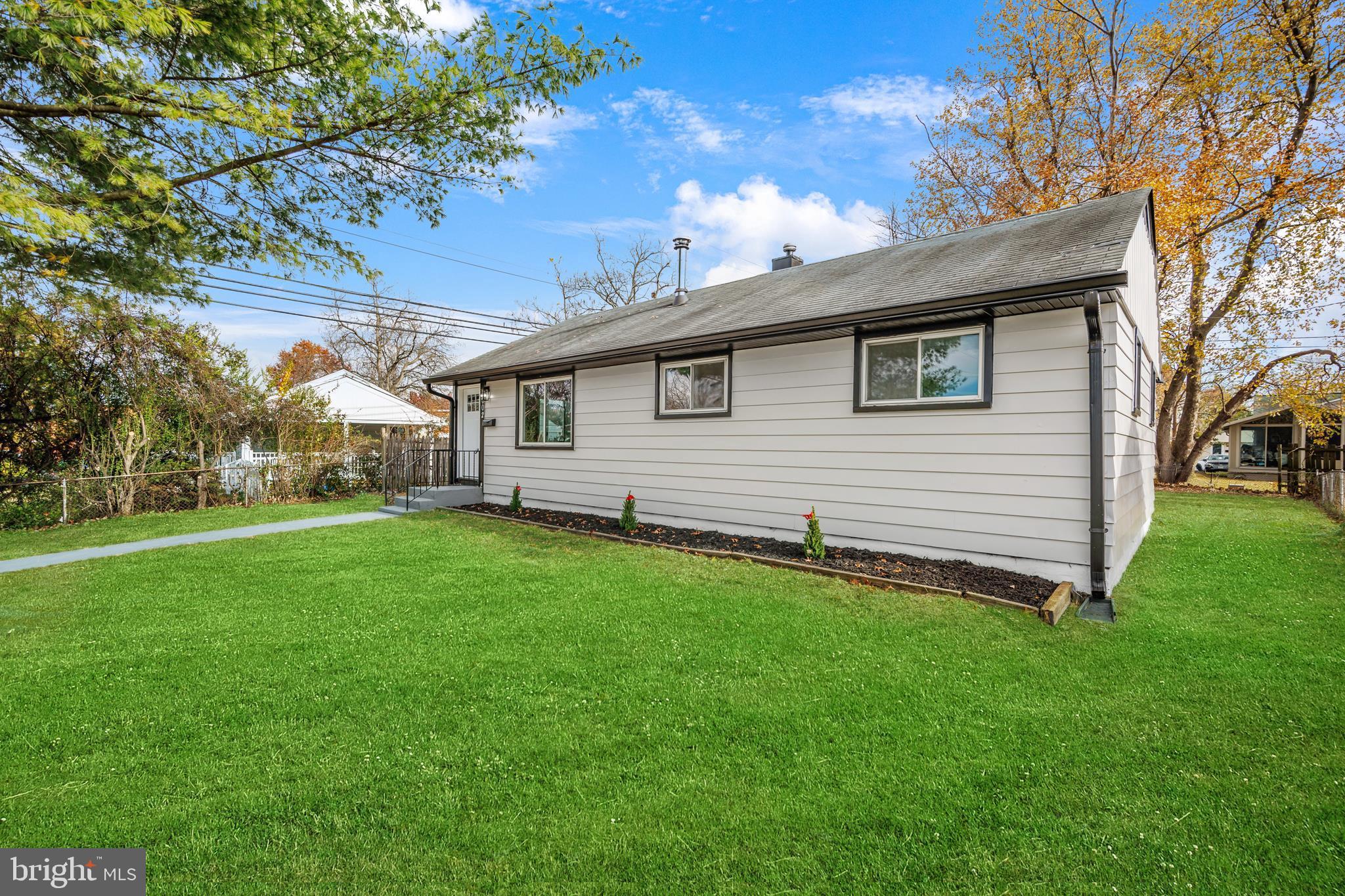 FAIRLAWN - Residential