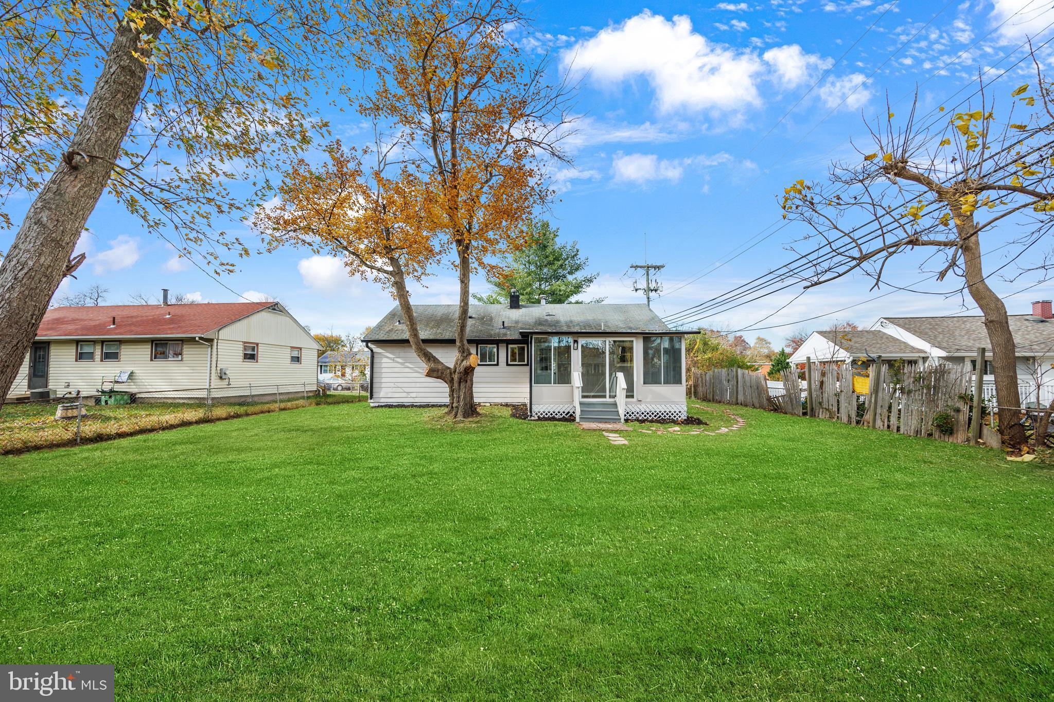 FAIRLAWN - Residential