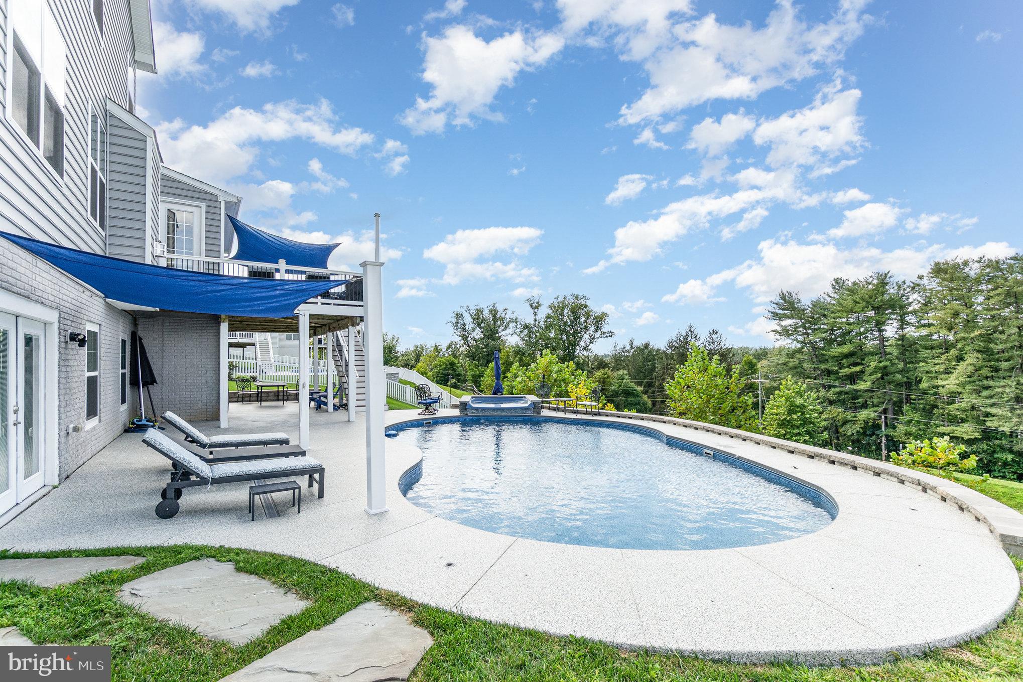 MAGNESS FARMS - Residential
