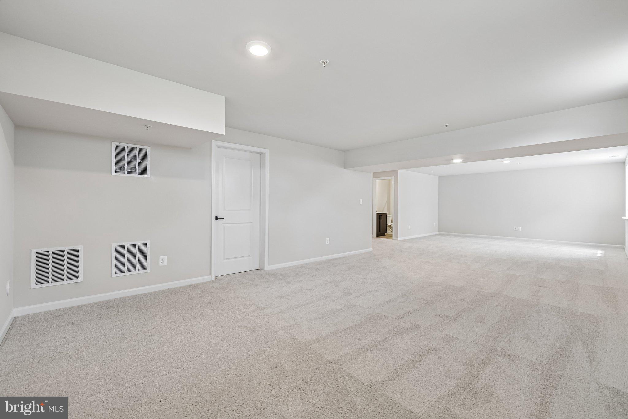 TUSCARORA CREEK - Residential