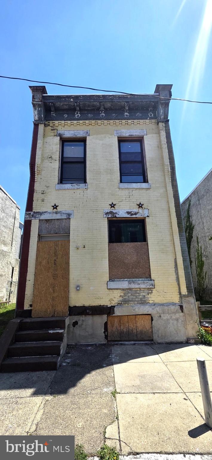 ALLEGHENY WEST - Residential